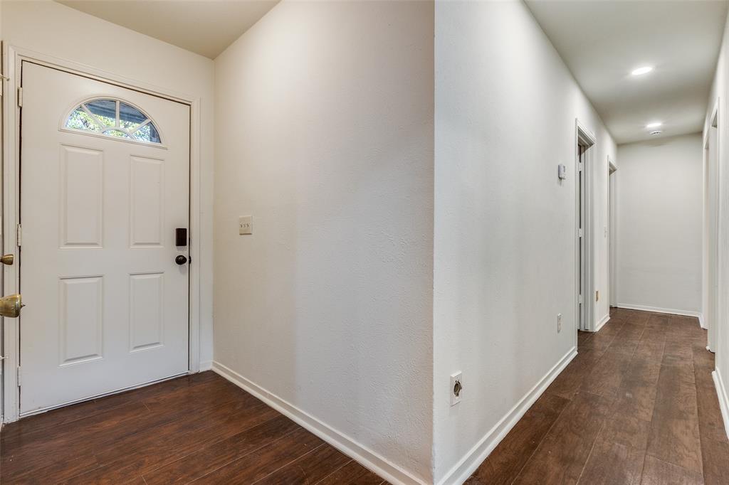 4728 Meadow Ridge Drive