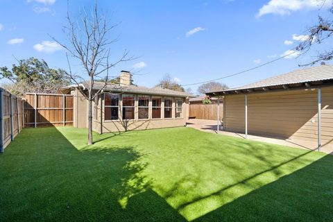 Tiny photo for 521 Ridgedale Drive, Richardson, TX 75080 (MLS # 21196299)