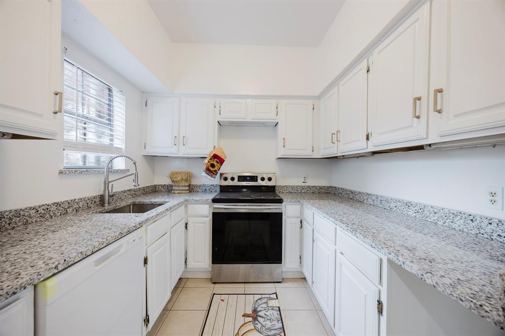 Columbine The A Condo - Residential Lease