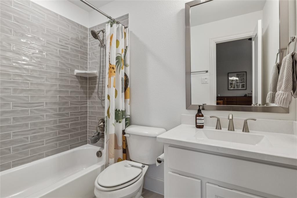 Edgestone At Legacy - Residential