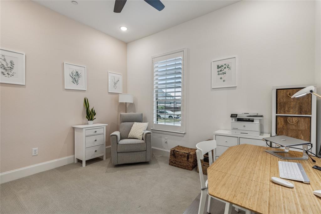 Edgestone At Legacy - Residential