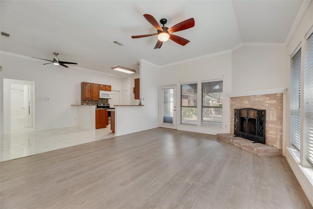 1212 Old Knoll Drive