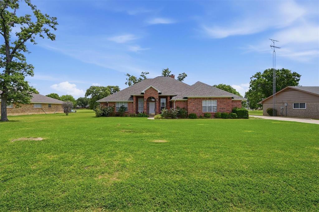 730 Kiowa Drive W