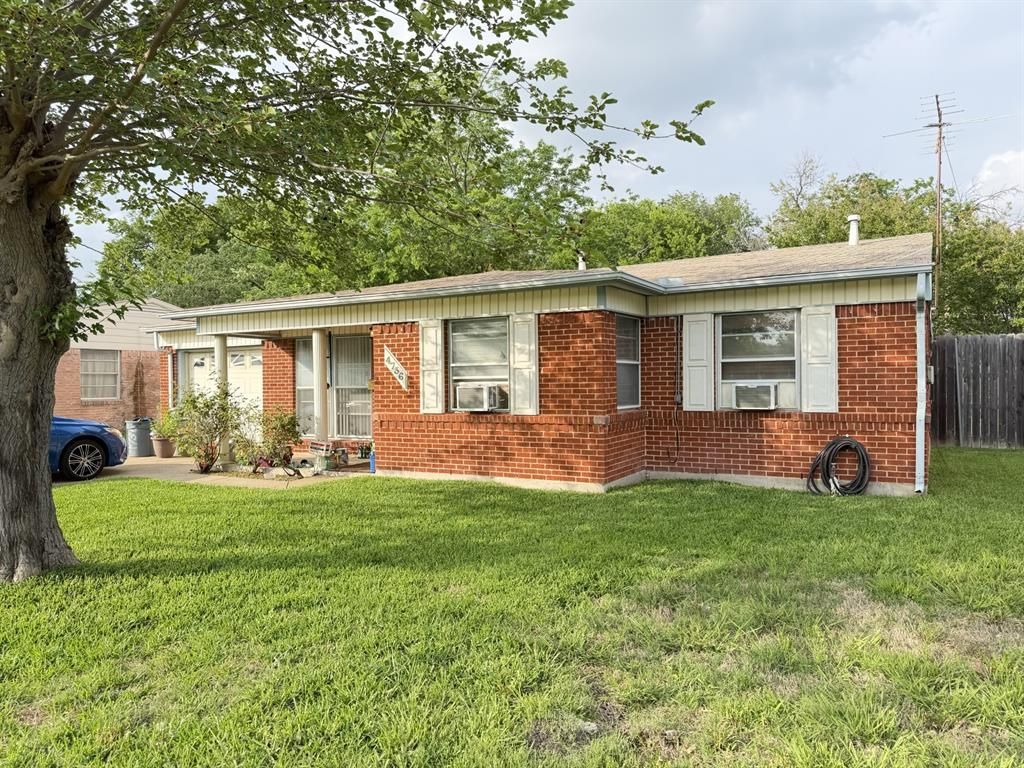 Photo of 4736 Harper Drive, Mesquite, TX 75150 (MLS # 21252706)