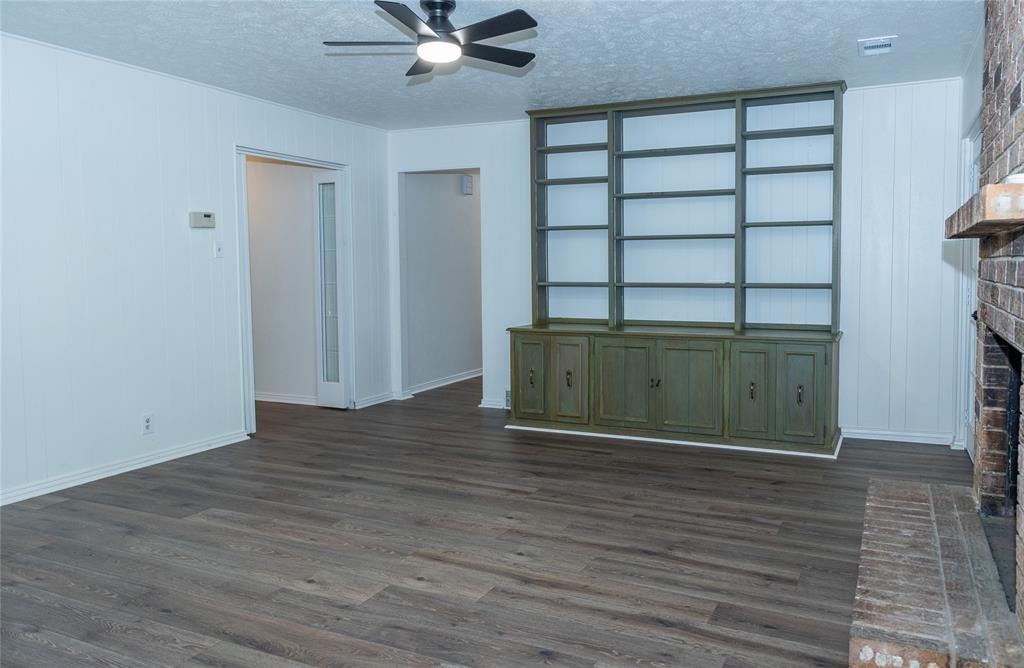 1860 Meadow Valley Lane