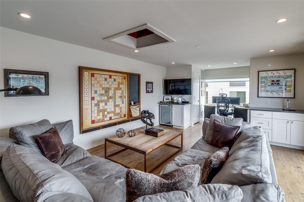 5907 Lindell Ave Condos - Residential