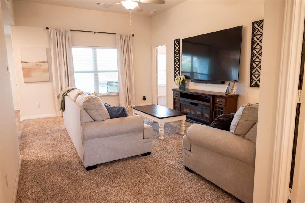 Vista West II - Residential