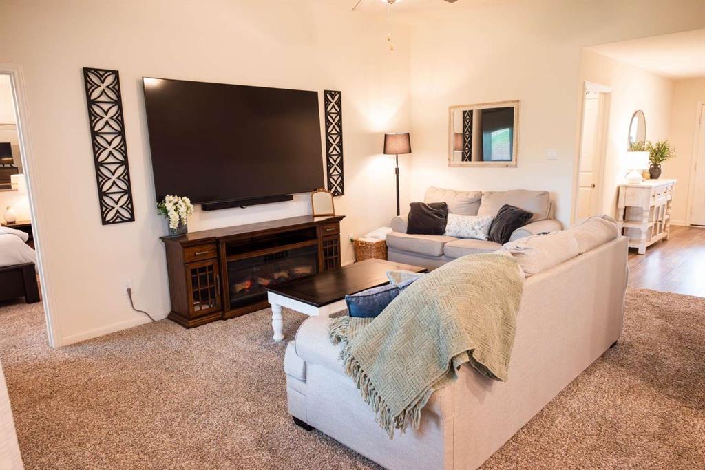 Vista West II - Residential