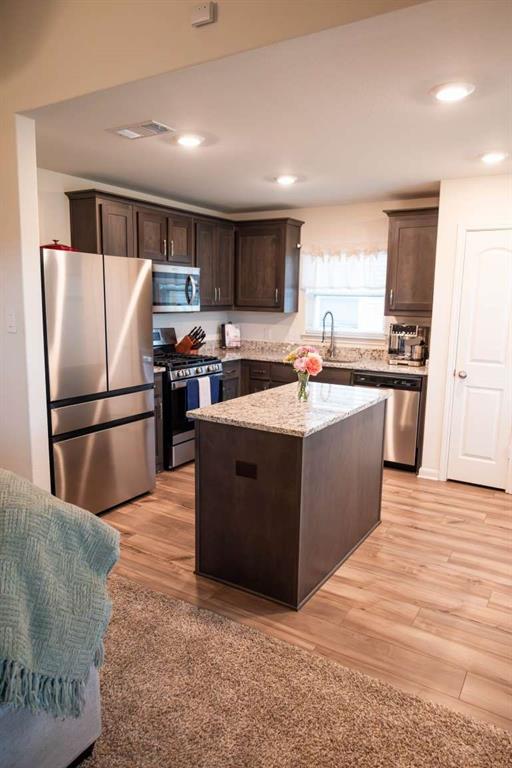 Vista West II - Residential