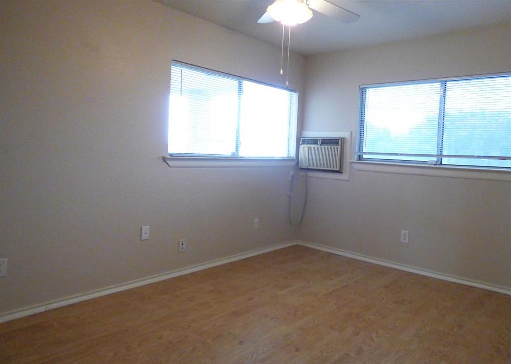 DALLAS NORTH ESTATES #3 (CPL) - Residential Lease