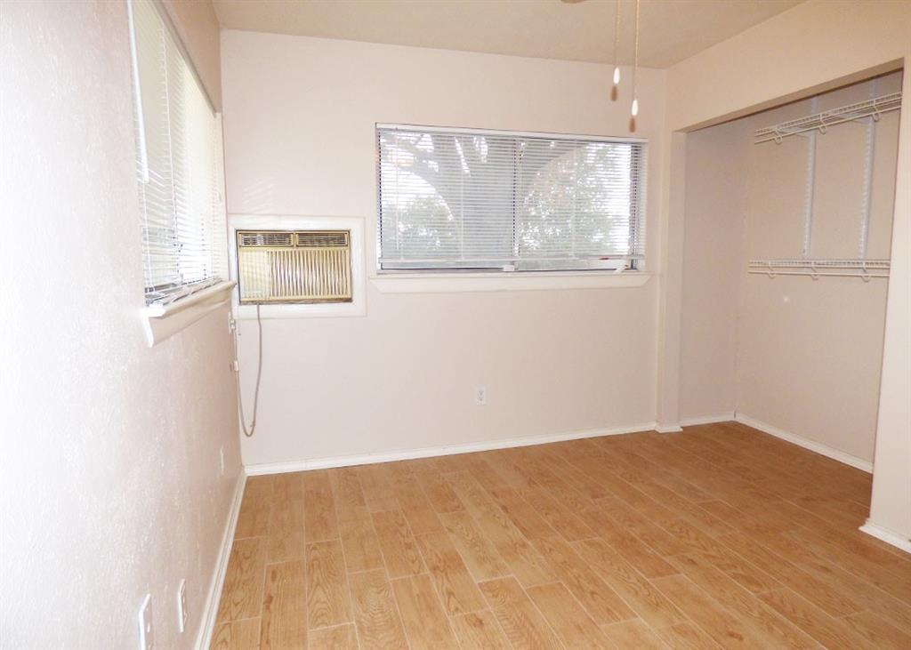 DALLAS NORTH ESTATES #3 (CPL) - Residential Lease