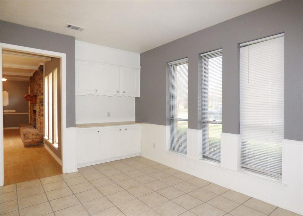 DALLAS NORTH ESTATES #3 (CPL) - Residential Lease