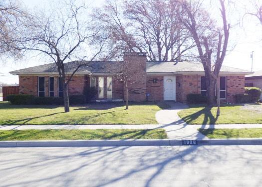 DALLAS NORTH ESTATES #3 (CPL) - Residential Lease