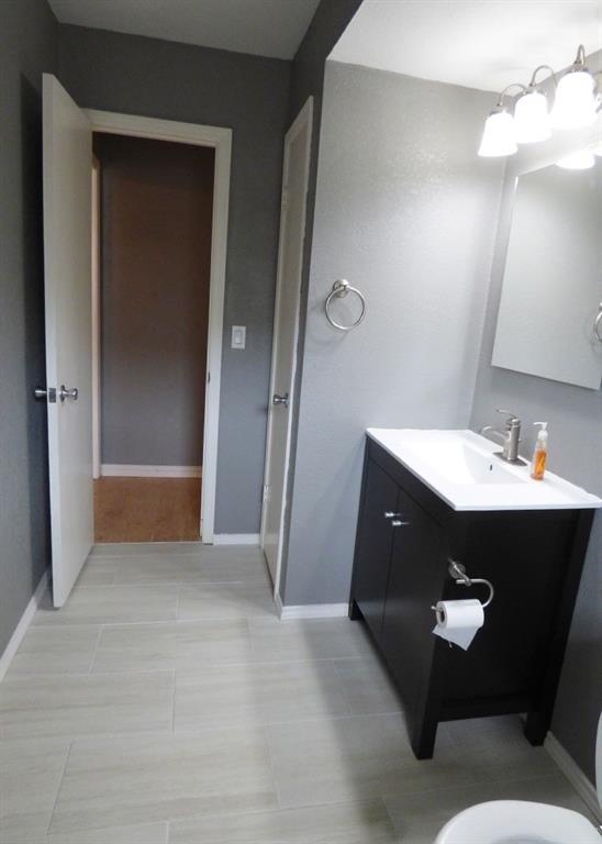 DALLAS NORTH ESTATES #3 (CPL) - Residential Lease