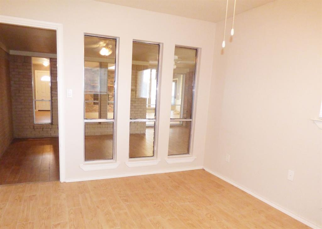 DALLAS NORTH ESTATES #3 (CPL) - Residential Lease