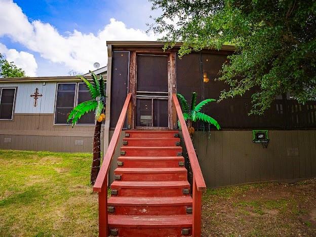 1926 Roadrunner Road