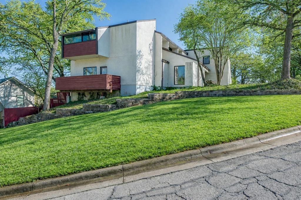 1816 Southpark Drive