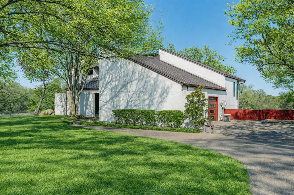 1816 Southpark Drive