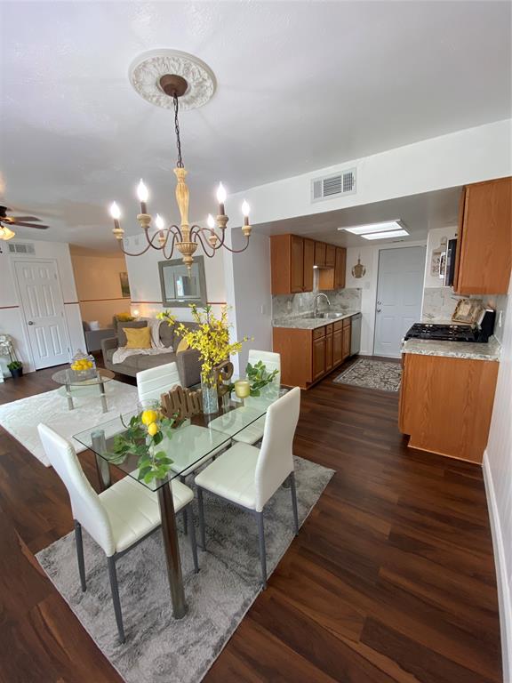 Walnut Terrace 02 - Residential