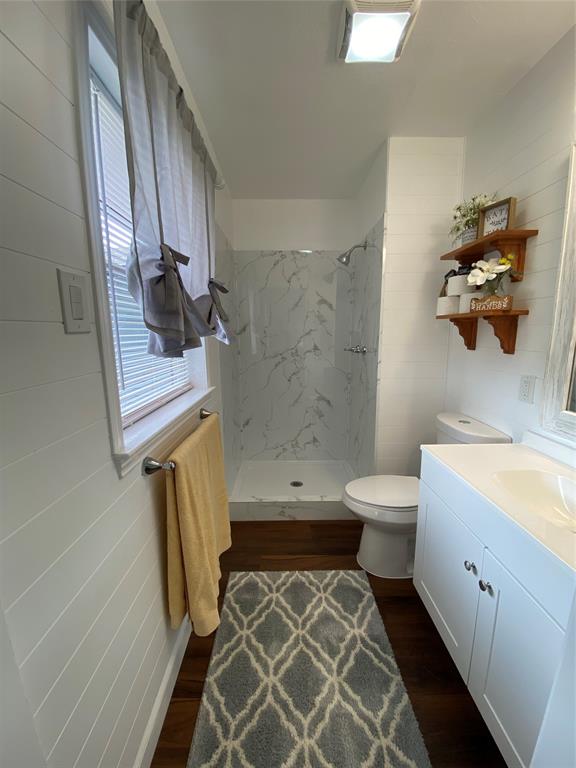 Walnut Terrace 02 - Residential