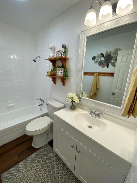 Walnut Terrace 02 - Residential