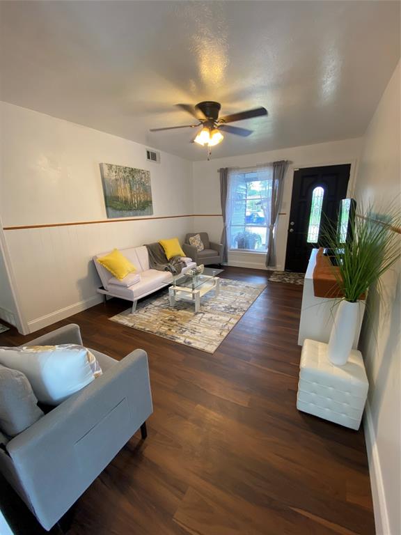 Walnut Terrace 02 - Residential