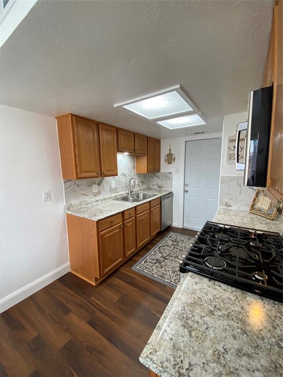 Walnut Terrace 02 - Residential