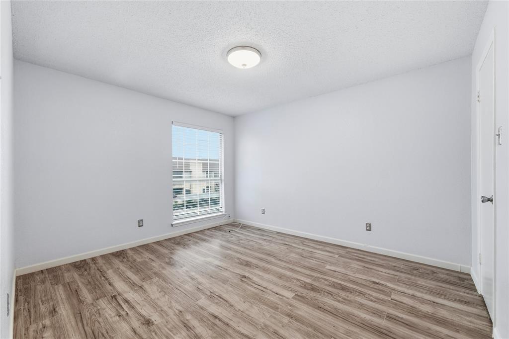 Creekbend Condo Ph 01-06 - Residential Lease