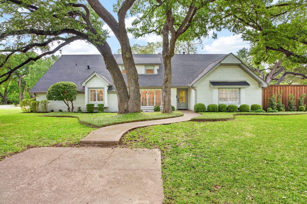 3013 Overton Park Drive E