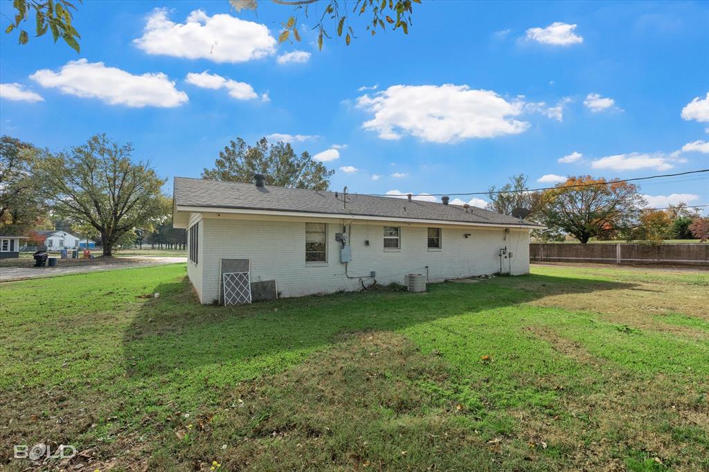 Bossier City, Louisiana 71112, United States, 4 Bedrooms Bedrooms, ,1 BathroomBathrooms,Residential,Active,246124