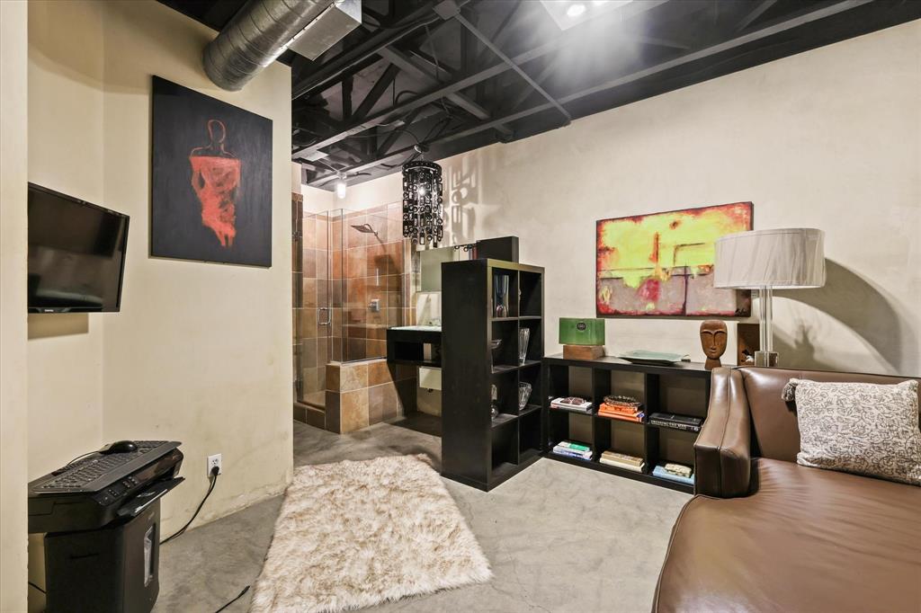 Schaumburg Loft Condominimum - Residential