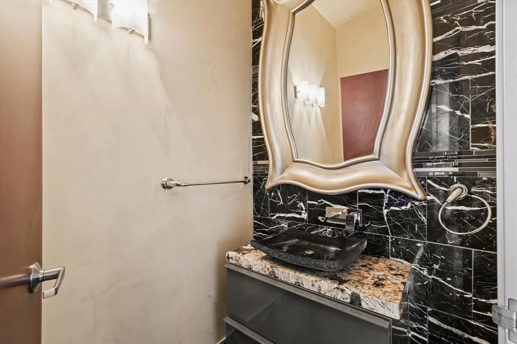 Schaumburg Loft Condominimum - Residential