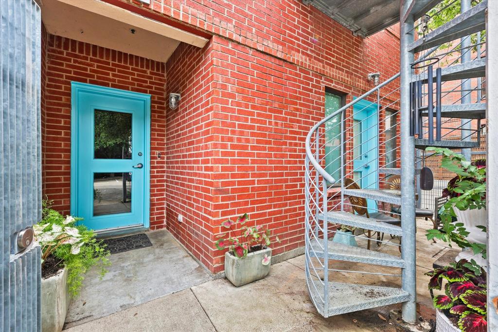 Schaumburg Loft Condominimum - Residential