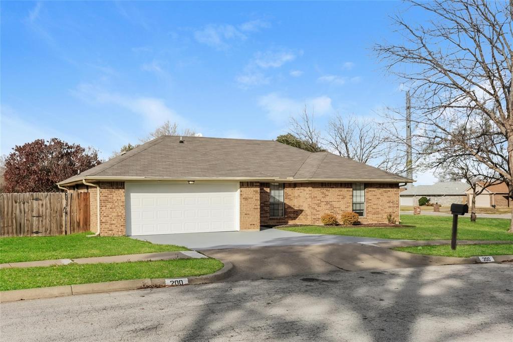 200 Shawnee Trail