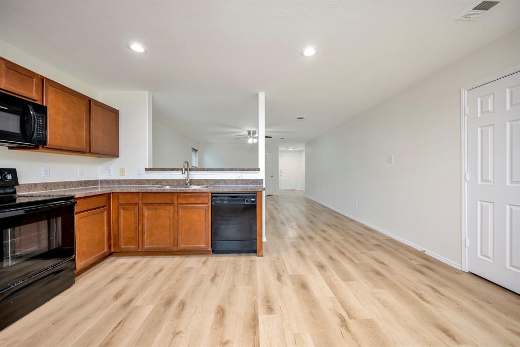 Presidio Village South - Residential