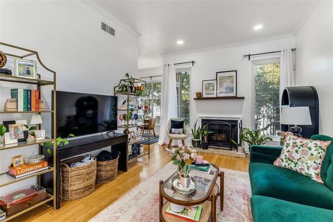 Photo of 3311 Blackburn Street #101, Dallas, TX 75204 (MLS # 21126294)