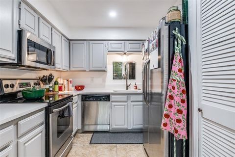 3311 Blackburn Street 101 Dallas TX 75204