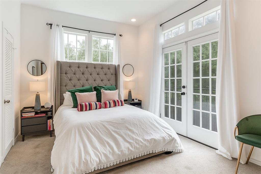 Colonade At Turtle Creek Condo - Residential