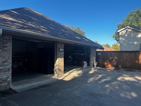 A home in Duncanville