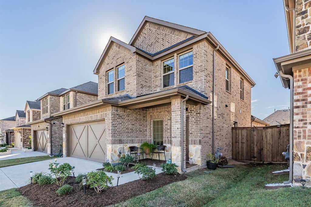 317 Willowmore Drive