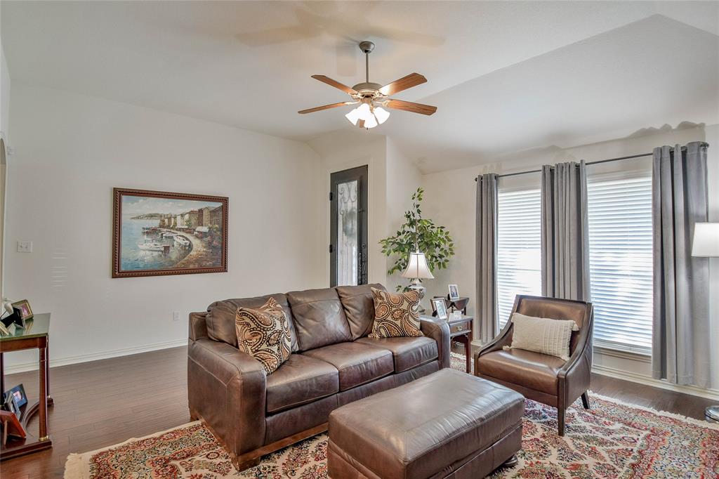 1706 Summer Hill Court