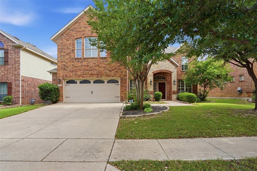 Beautifully maintained 5 bedroom home in Heritage with a dedicated office, 3 full bathrooms, plus 1 half bath. The layout is ideal for both everyday living and entertaining with the primary suite downstairs and 4 additional bedrooms upstairs along with a media room and second living area. The kitchen features quartzite countertops, all gas appliances, and overlooks the living room. Plantation shutters and hardwood floors throughout add a timeless touch. Step outside to a gorgeous saltwater pool and backyard that has been beautifully cared for. Major updates include a roof replacement less than 2 years ago! Located in award-winning Keller ISD with Lonestar Elementary less than a mile away for an easy, beautiful walk. Heritage amenities include multiple pools, splash pad, tennis courts, playgrounds, and fishing ponds, making this one of the most family-friendly communities in the area!