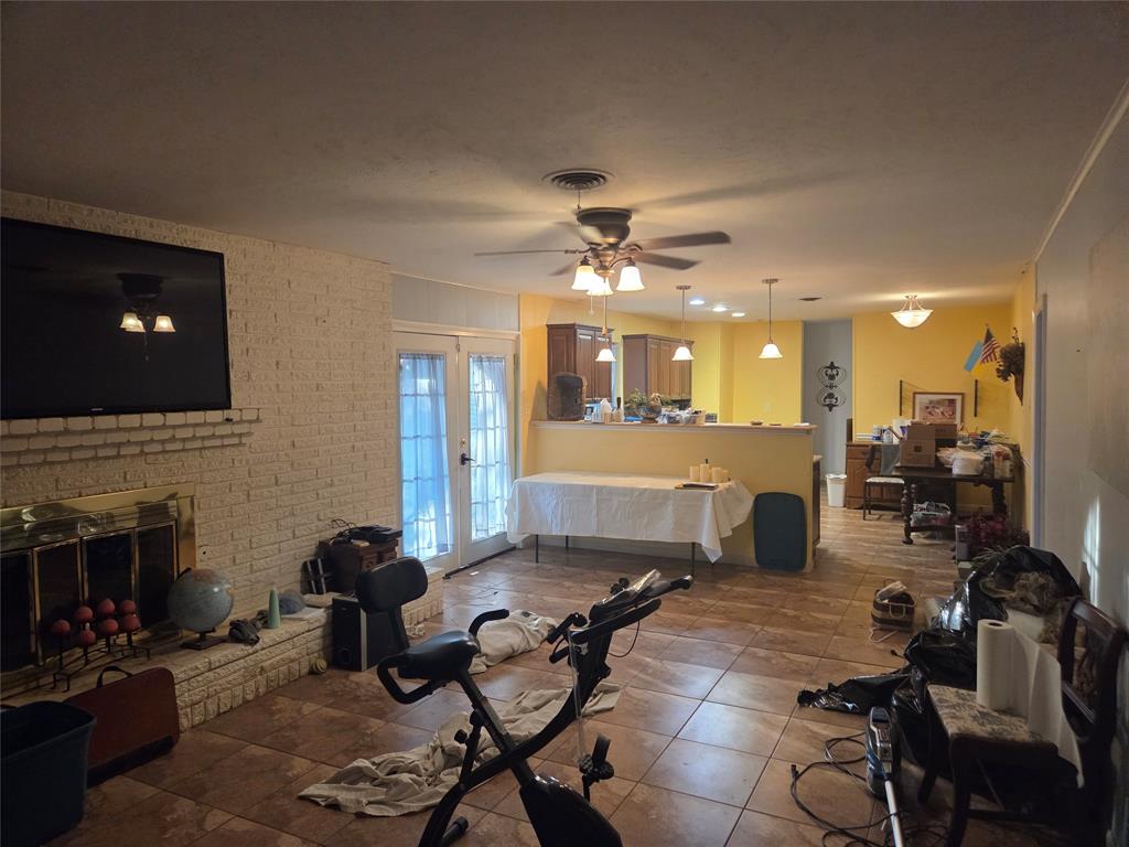 5404 Westcreek Drive
