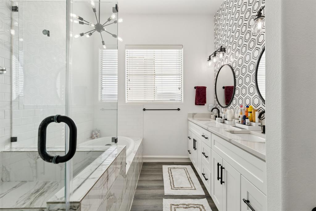 2100n Fitzhugh Condos - Residential