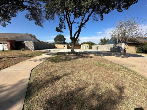 2003 Huntington Street Midland TX 79605
