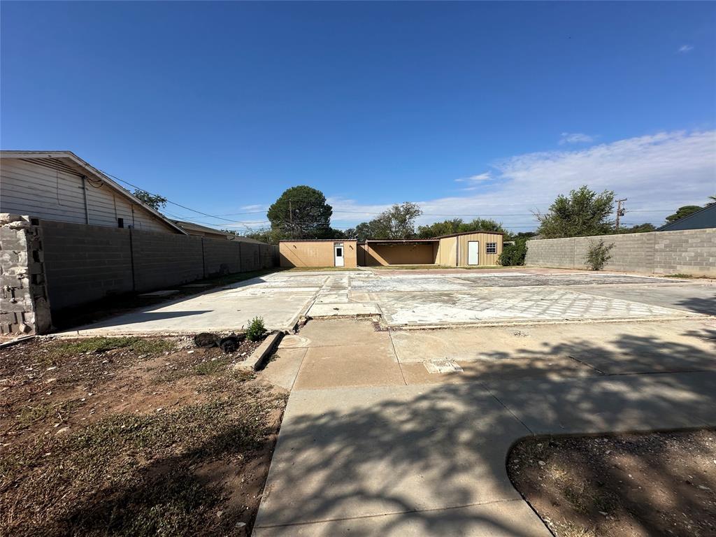 2003 Huntington Street