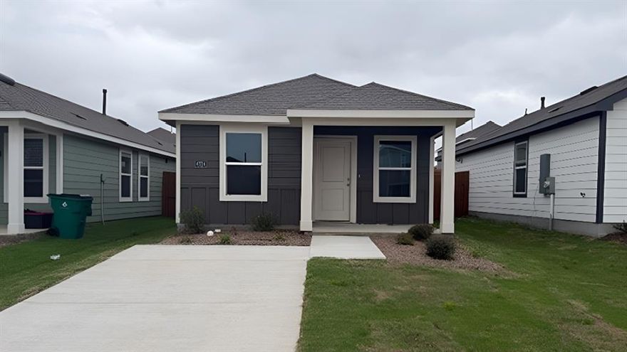 New! Super cute! Two Bedroom, two full baths with open floor plan. New COTTAGE SERIES plans in Crandall. Whether you're looking for a cozy home or something a bit more spacious, our designs are crafted to suit a variety of needs. Each home features open concept living areas, modern kitchens with stainless steel appliances, and luxurious primary suites that offer comfort and privacy.
Cartwright Mays offers a peaceful, suburban lifestyle with easy access to major highways, making it a short commute to nearby cities like Dallas and Forney. Forney, just a short drive away, is known for its small-town charm, excellent schools, and family-friendly atmosphere. The community offers a variety of shopping, dining, and recreational options, so you can enjoy a relaxed lifestyle while still having plenty of activities nearby. Whether you're enjoying local parks, exploring historical sites, or visiting family-owned shops, Forney provides a welcoming environment for all. This is an exciting opportunity you won’t want to miss!