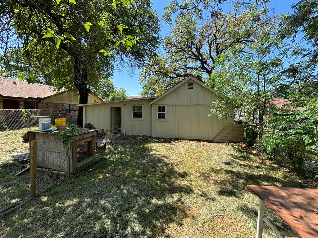 3116 Chippewa Trail