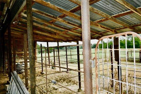 A home in Comanche