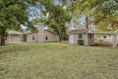 A home in Bonham